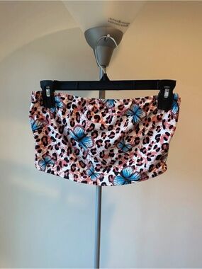 Butterfly & Leopard Print Strapless Tube Top & Biker Shorts — Pink & Blue